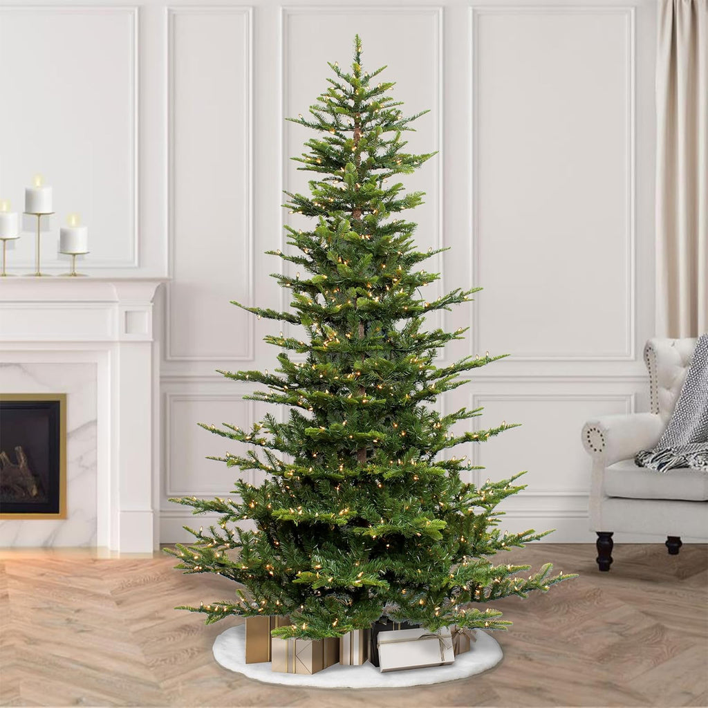 7.5 ft Pre-Lit Aspen Fir Artificial Christmas Tree with 700 Clear Lights T404