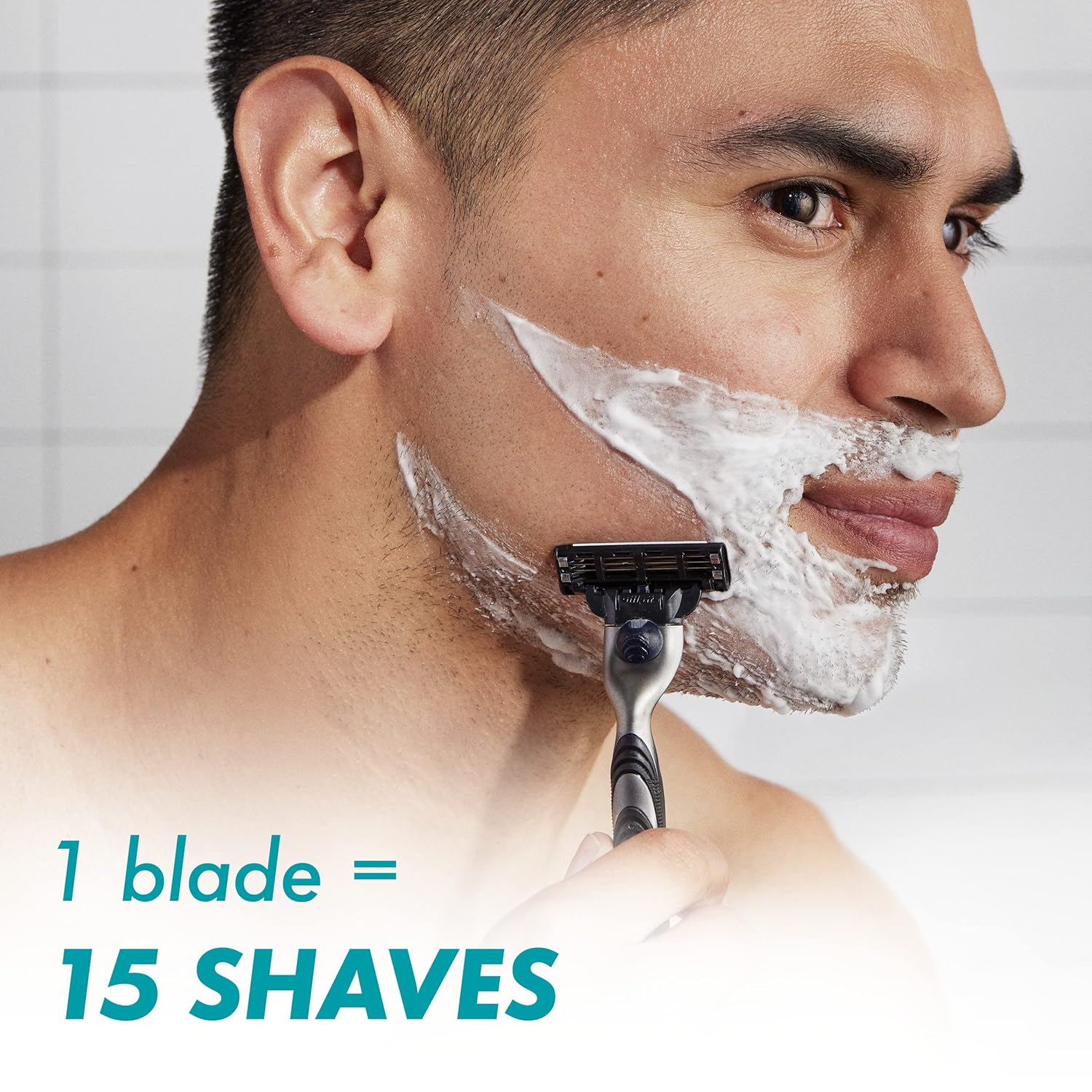 Men's Razor Handle with 2 Blade Refills F6203