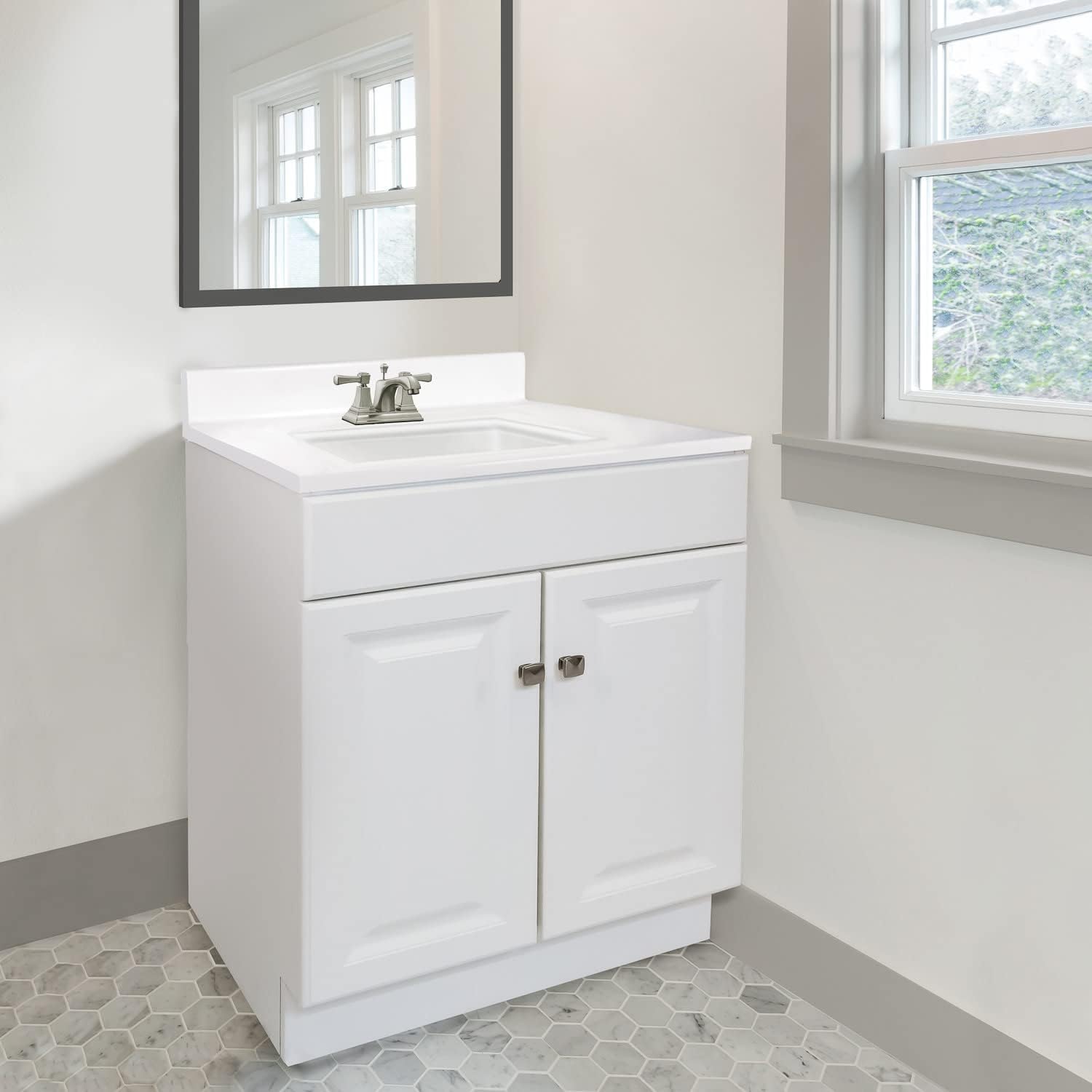 Cultured Marble 2-Door Bathroom Vanity Top, 31x22, White M40775