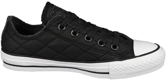 Low Top Canvas Sneakers V2975