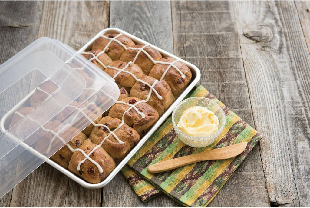 Aluminum Quarter Sheet Pan with Lid B165