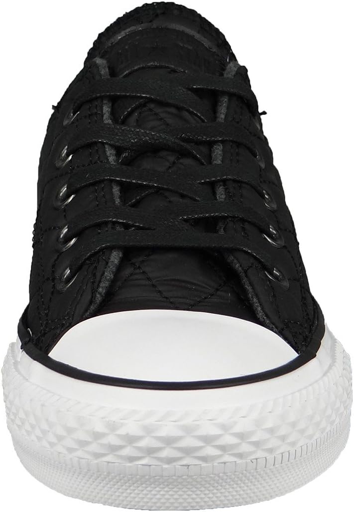 Low Top Canvas Sneakers V2975