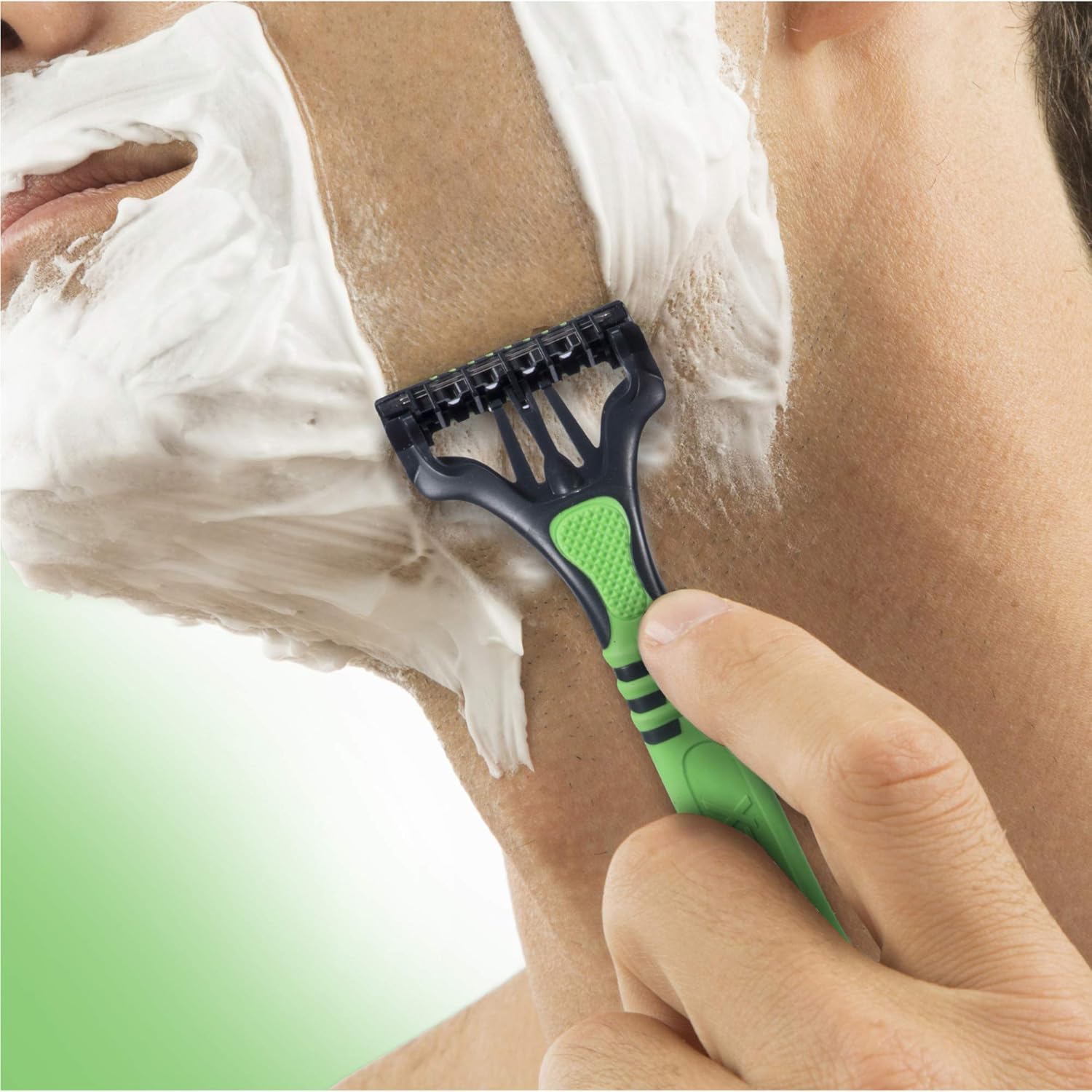Sensitive Skin Razors with Flexible Blades and Aloe, 20 Count C840