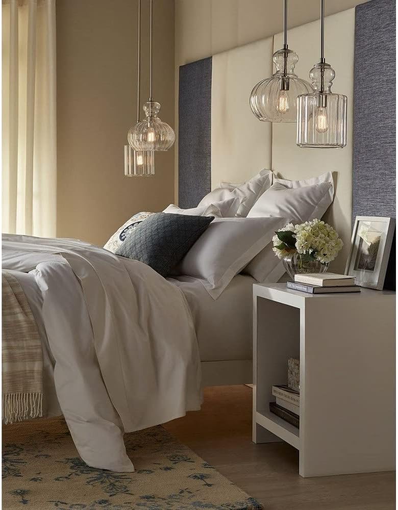 13.75" 1-Light Pendant with Clear Ribbed Glass T824169