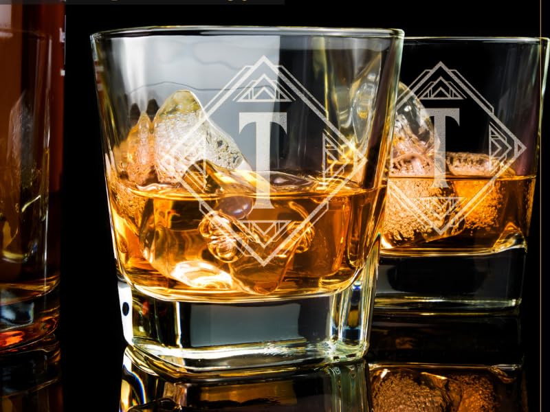 Personalized 3-Piece Whiskey Decanter Set with Glasses R877951