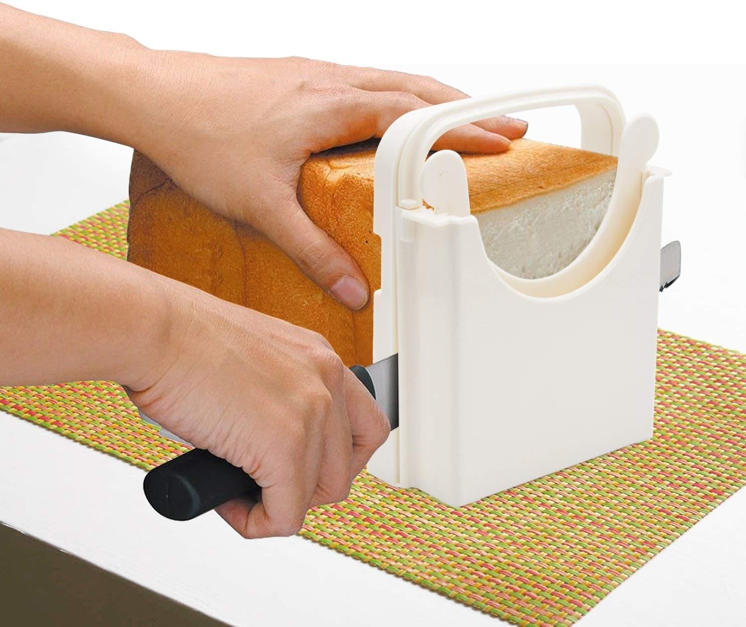 Adjustable Bread Slicer with 4 Slice Thickness G635329