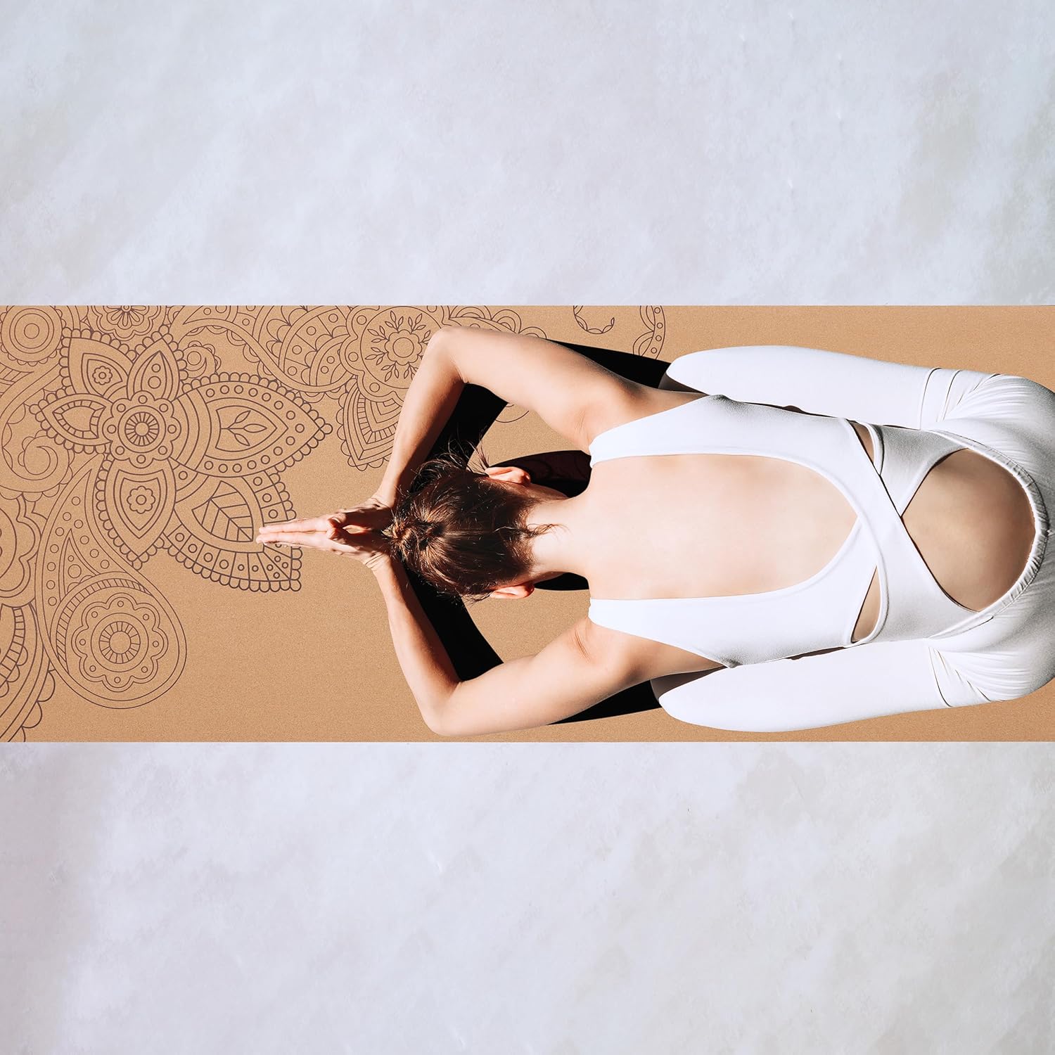 Cork Yoga Mat with Rubber Padding and Carrying Loop V6072